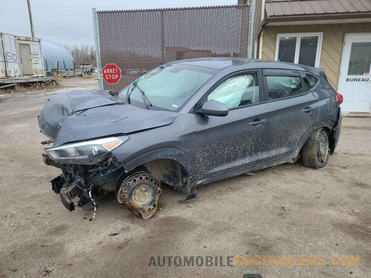 KM8J2CA42JU602101 HYUNDAI TUCSON 2018