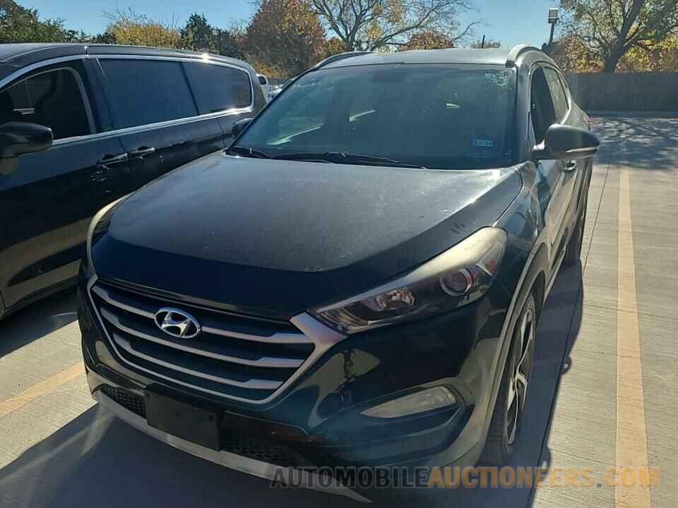 KM8J33A20HU321582 Hyundai Tucson 2017