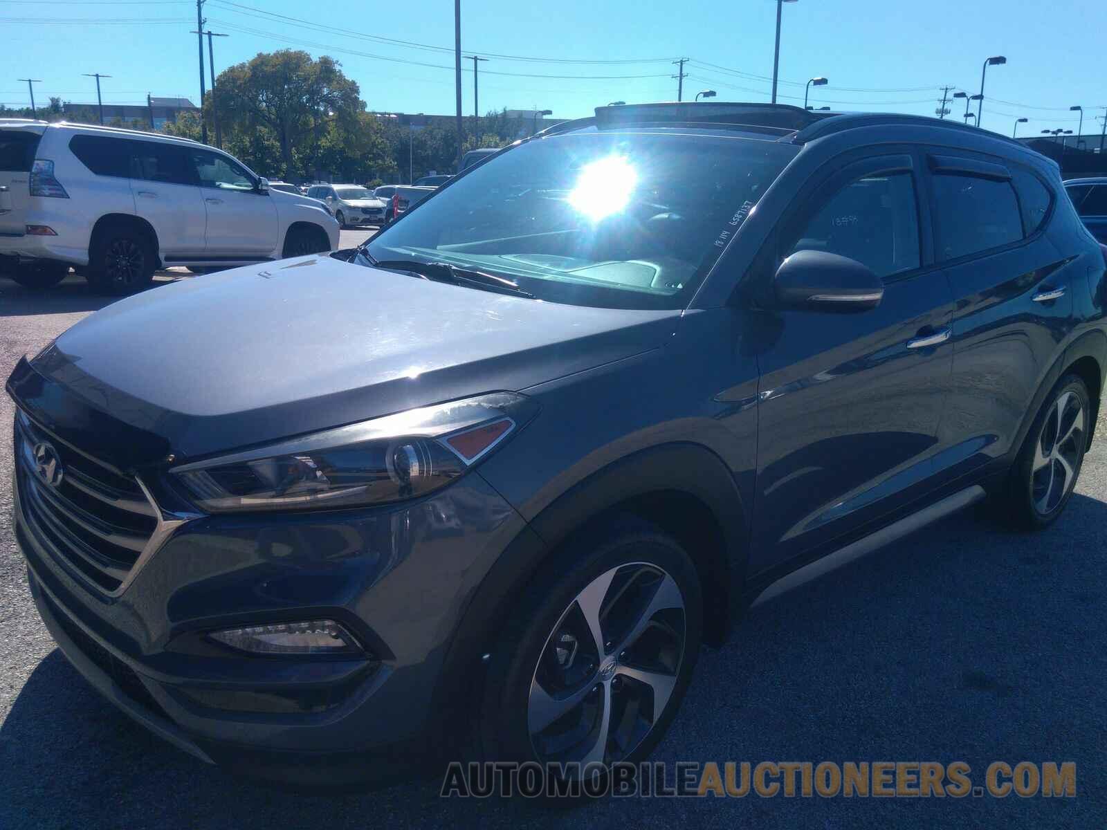 KM8J33A20HU346384 Hyundai Tucson 2017