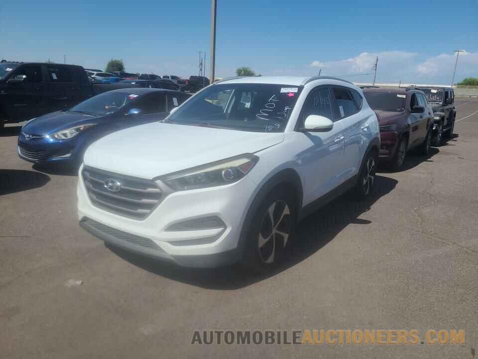 KM8J33A21GU132437 Hyundai Tucson 2016