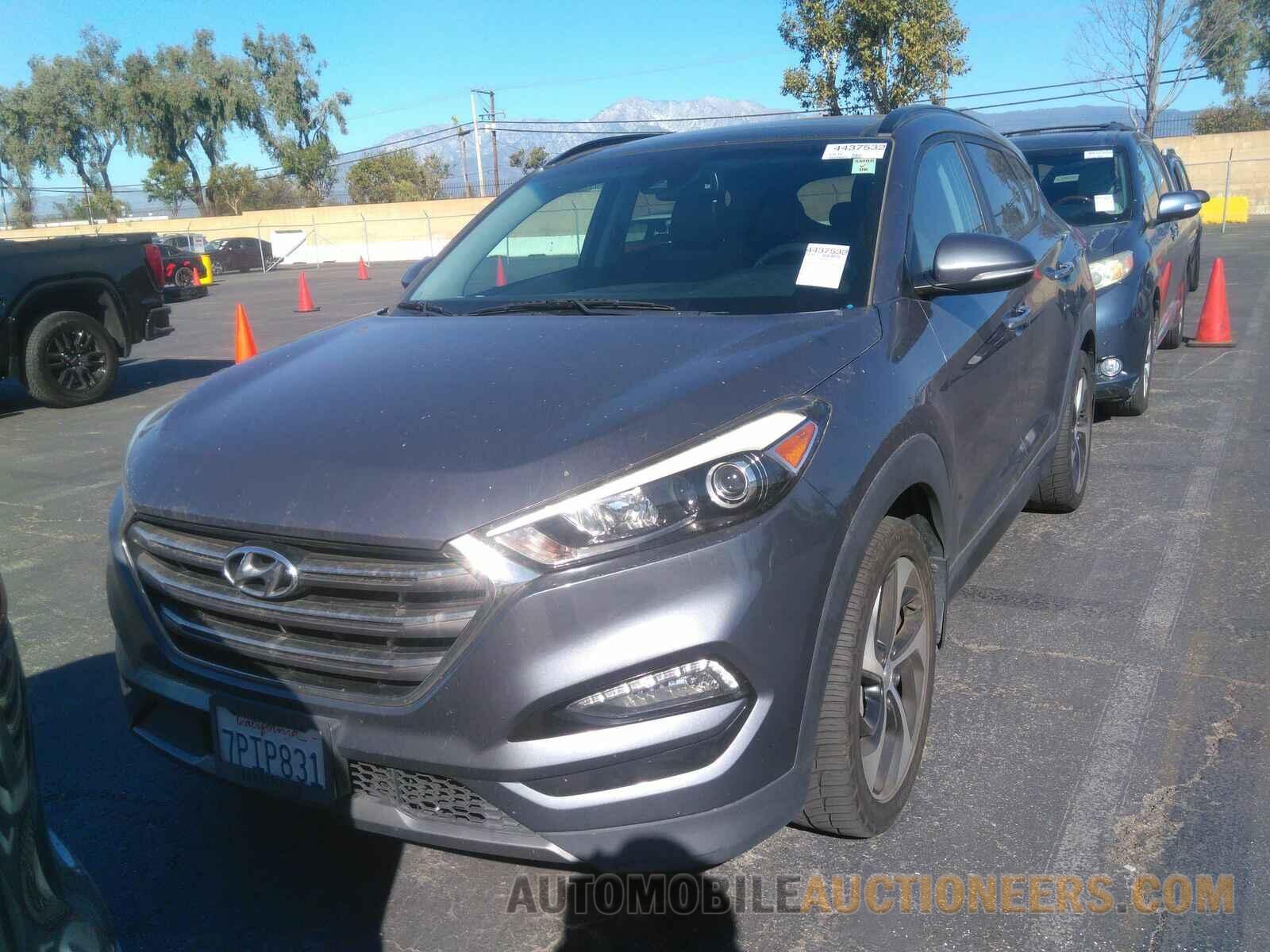 KM8J33A24GU096422 Hyundai Tucson 2016