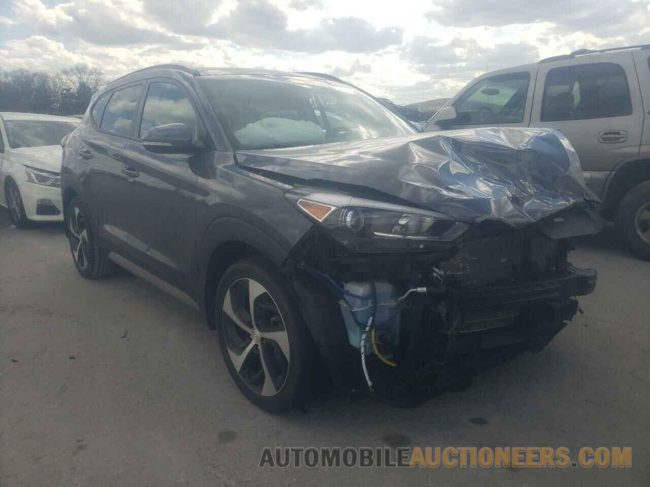 KM8J33A25HU561856 HYUNDAI TUCSON 2017