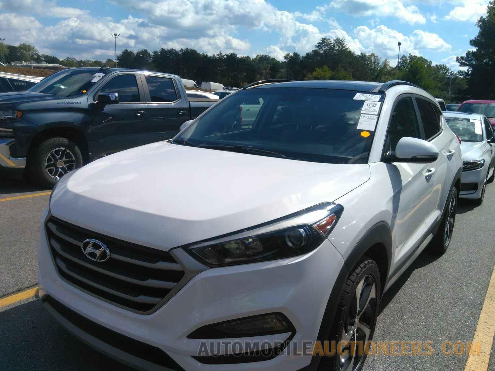 KM8J33A27HU570994 Hyundai Tucson 2017