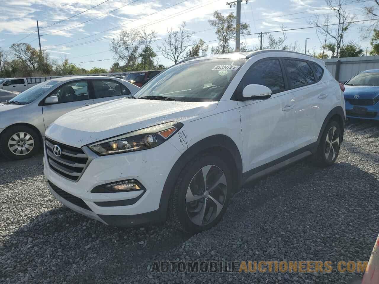 KM8J33A28HU289710 HYUNDAI TUCSON 2017