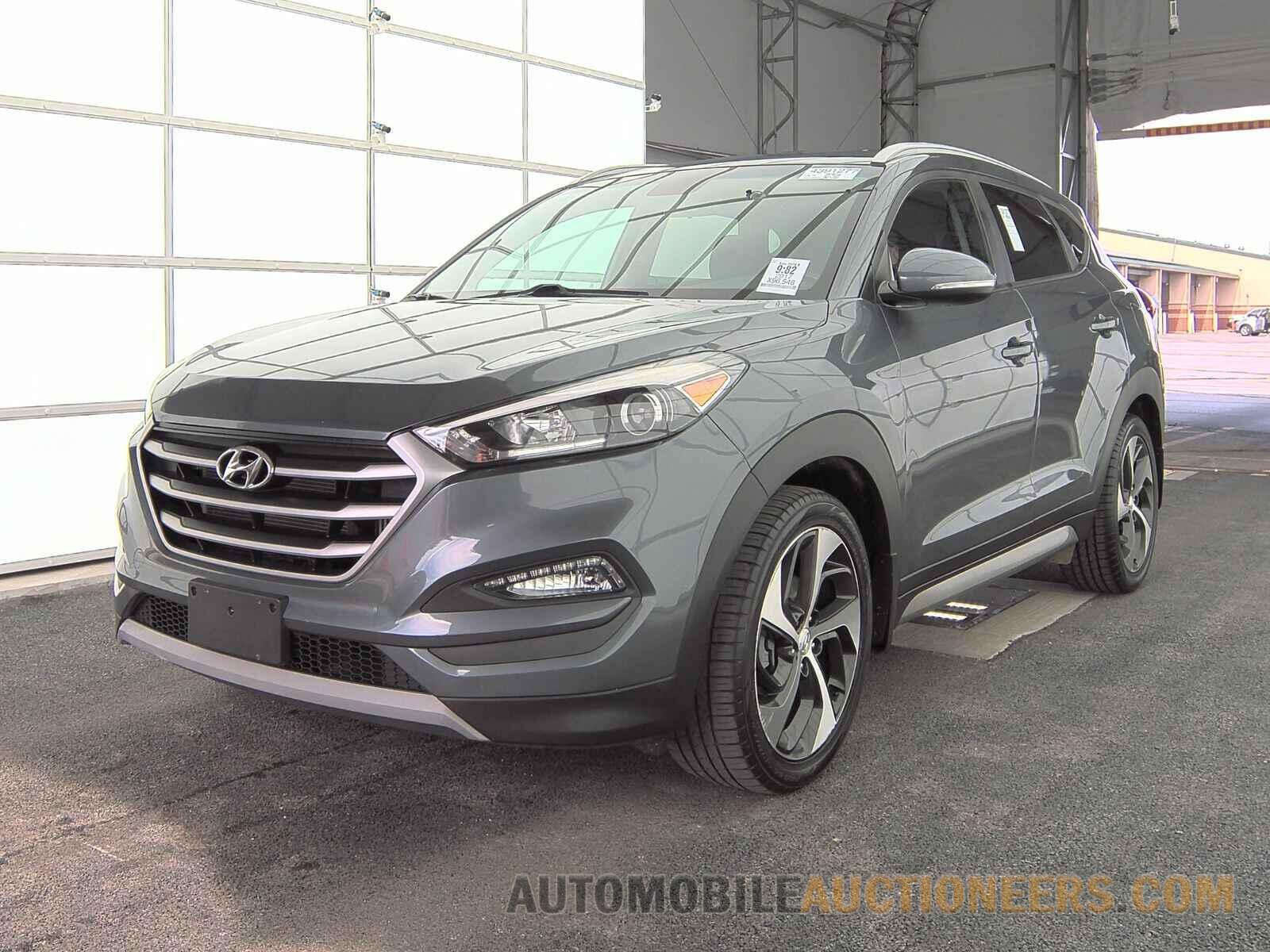 KM8J33A28HU339764 Hyundai Tucson 2017