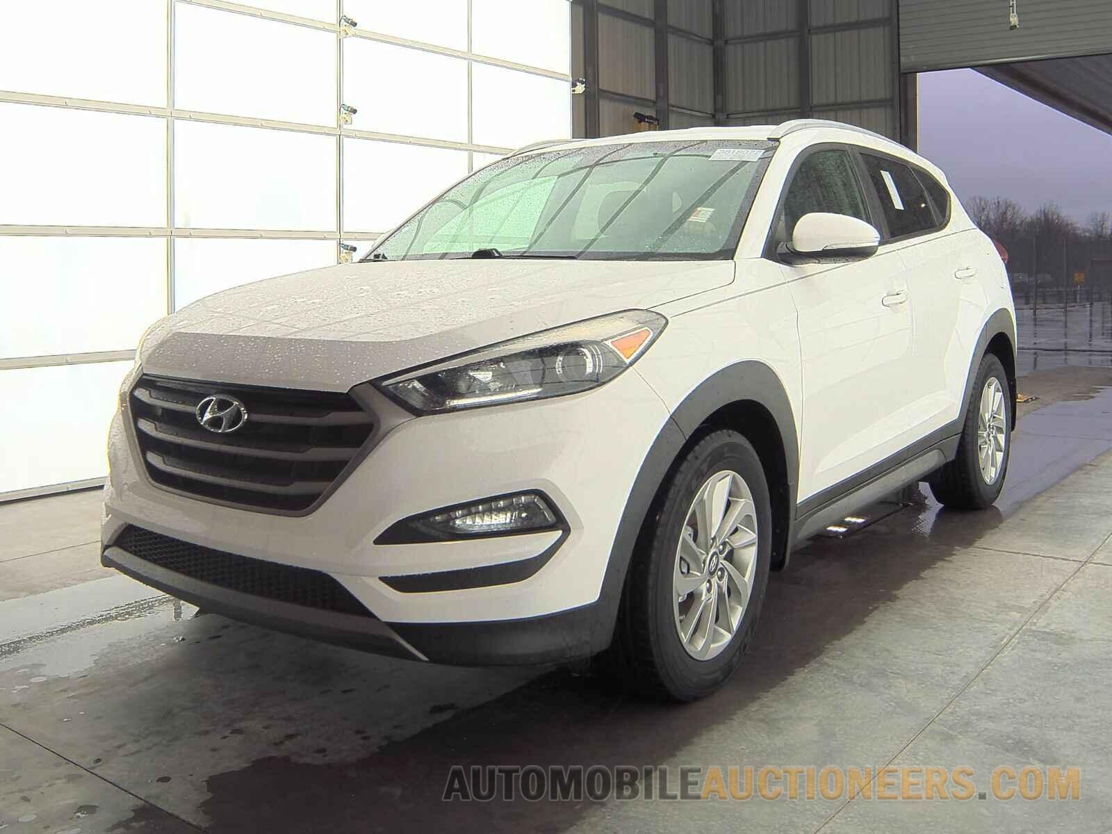 KM8J33A2XGU203943 Hyundai Tucson 2016