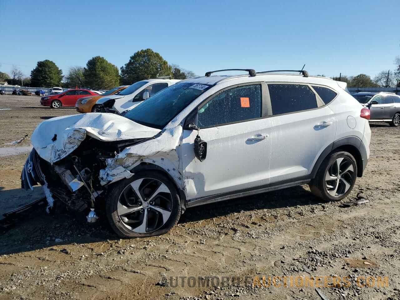 KM8J33A2XHU289725 HYUNDAI TUCSON 2017