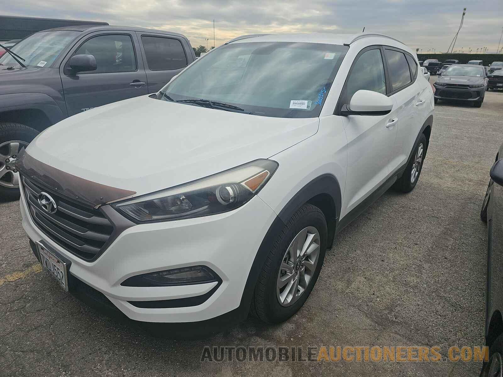 KM8J33A40GU237360 Hyundai Tucson 2016