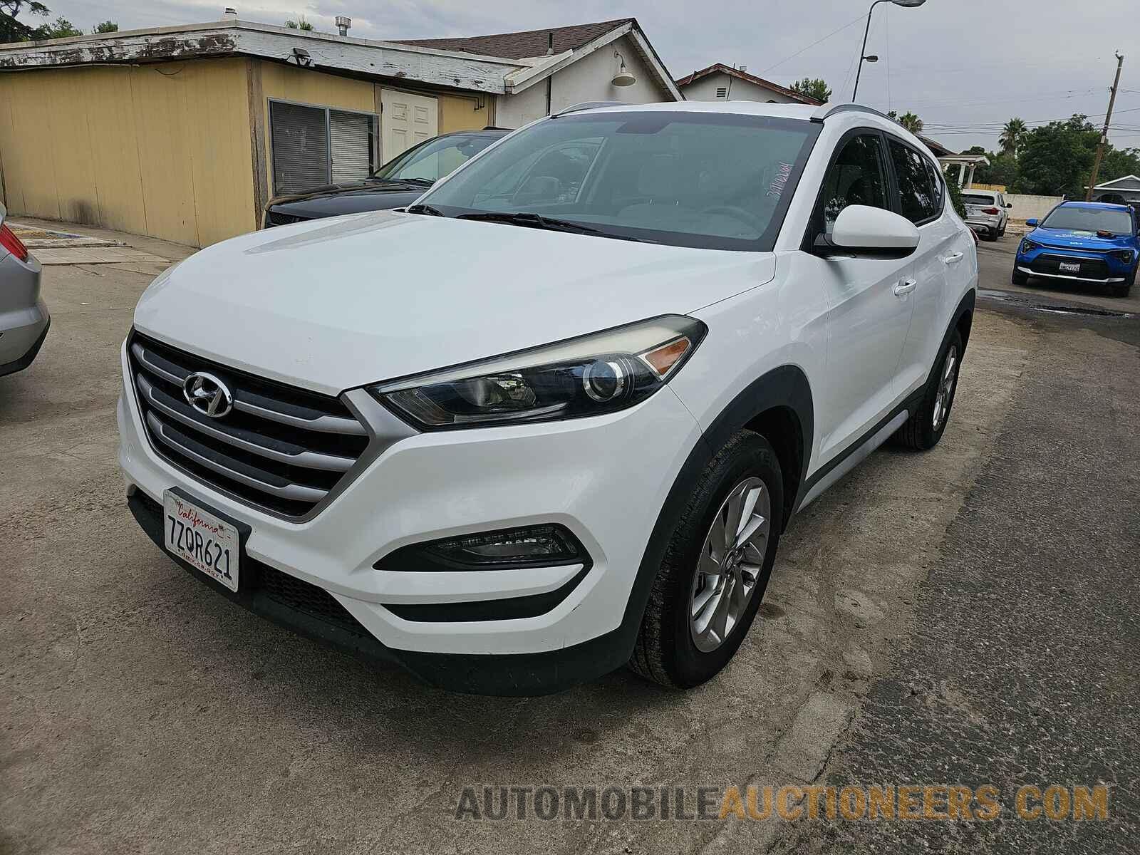 KM8J33A40HU519130 Hyundai Tucson 2017