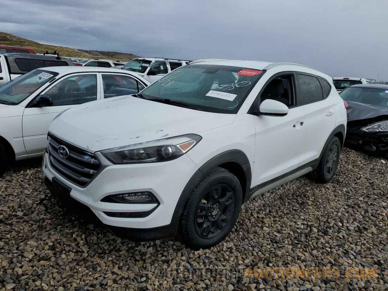 KM8J33A40JU725876 HYUNDAI TUCSON 2018