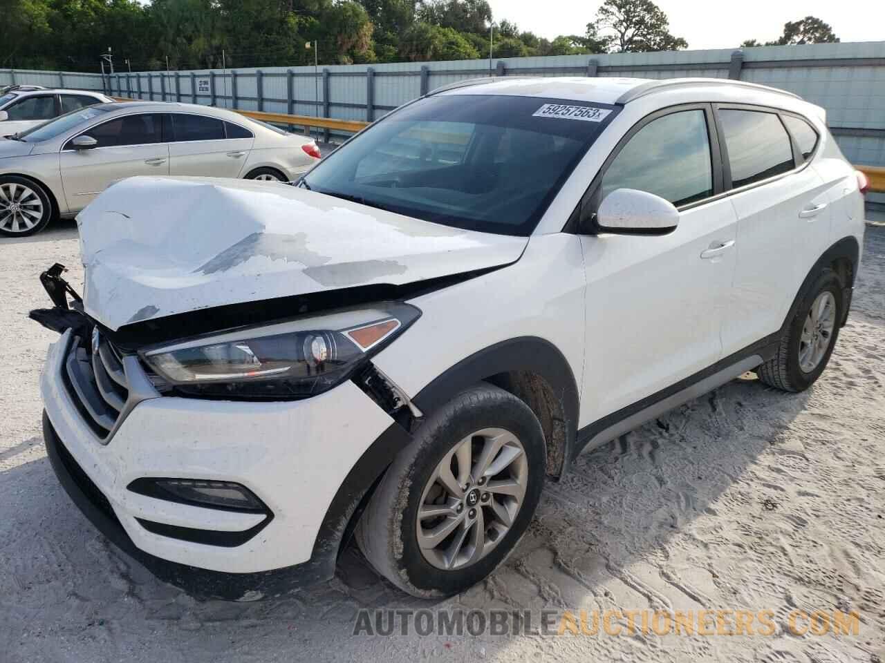 KM8J33A40JU725957 HYUNDAI TUCSON 2018