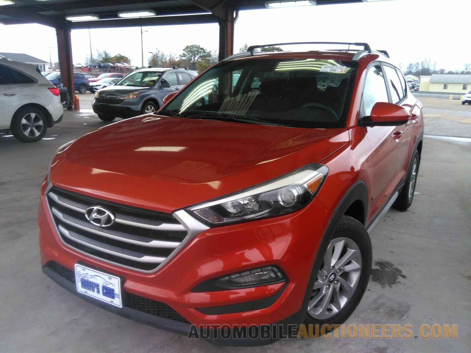 KM8J33A41HU400180 Hyundai Tucson 2017