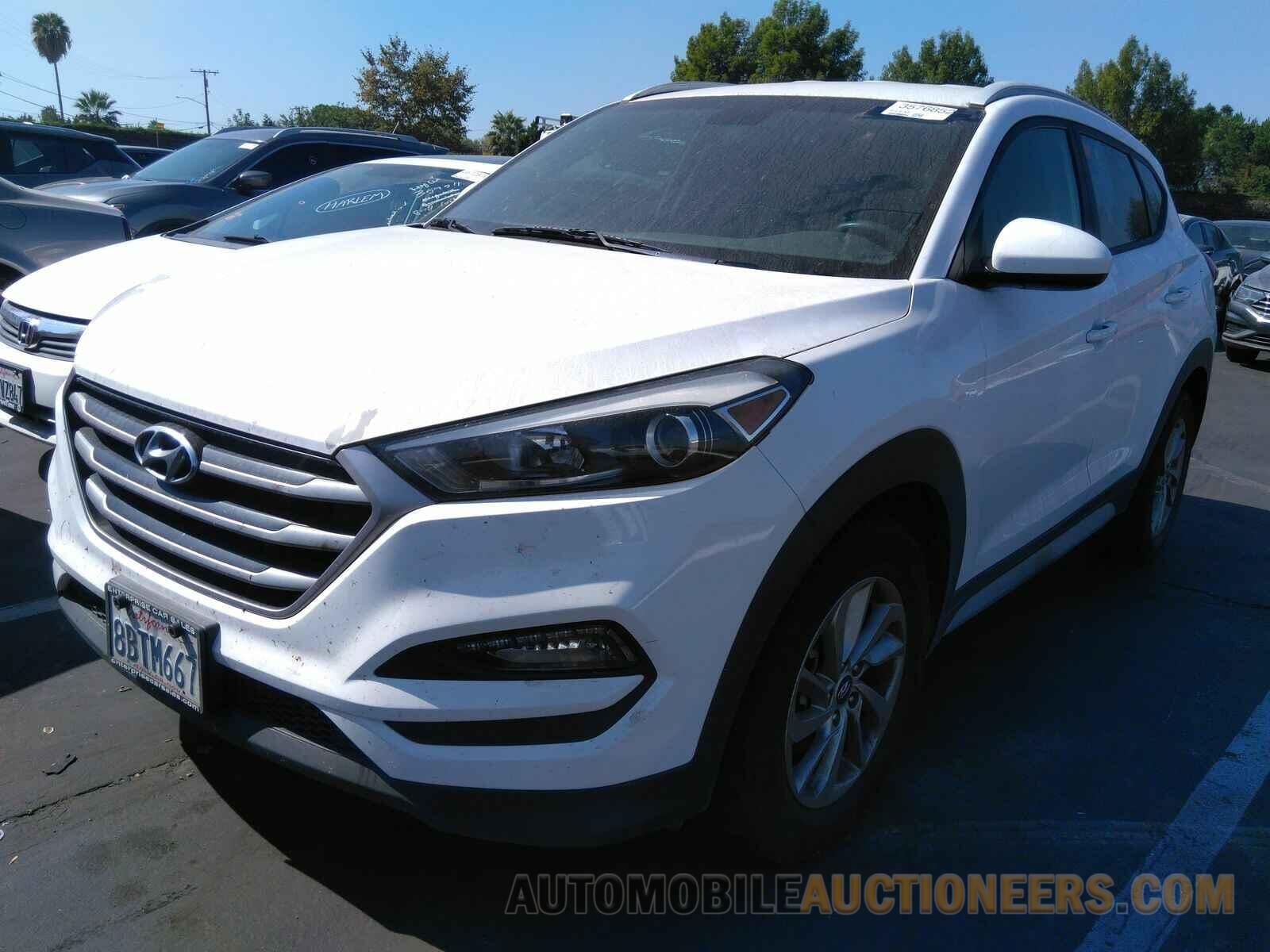 KM8J33A43JU679458 Hyundai Tucson 2018