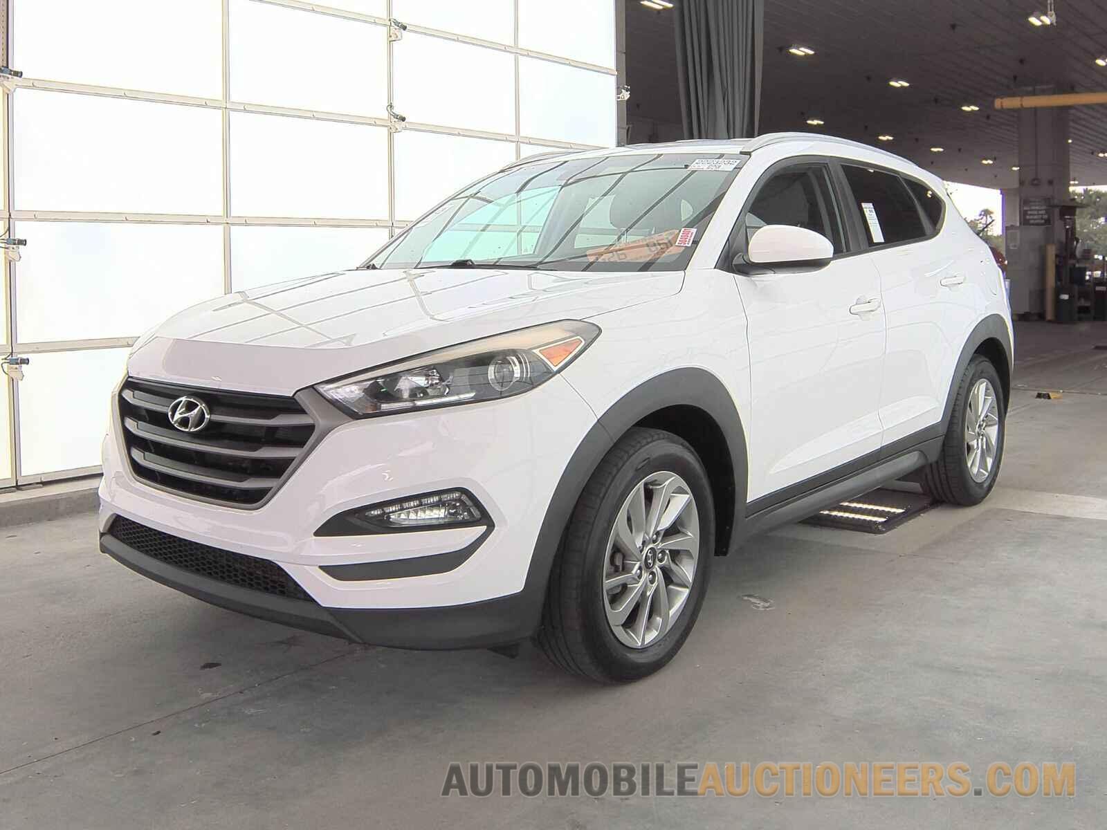 KM8J33A45GU127498 Hyundai Tucson 2016