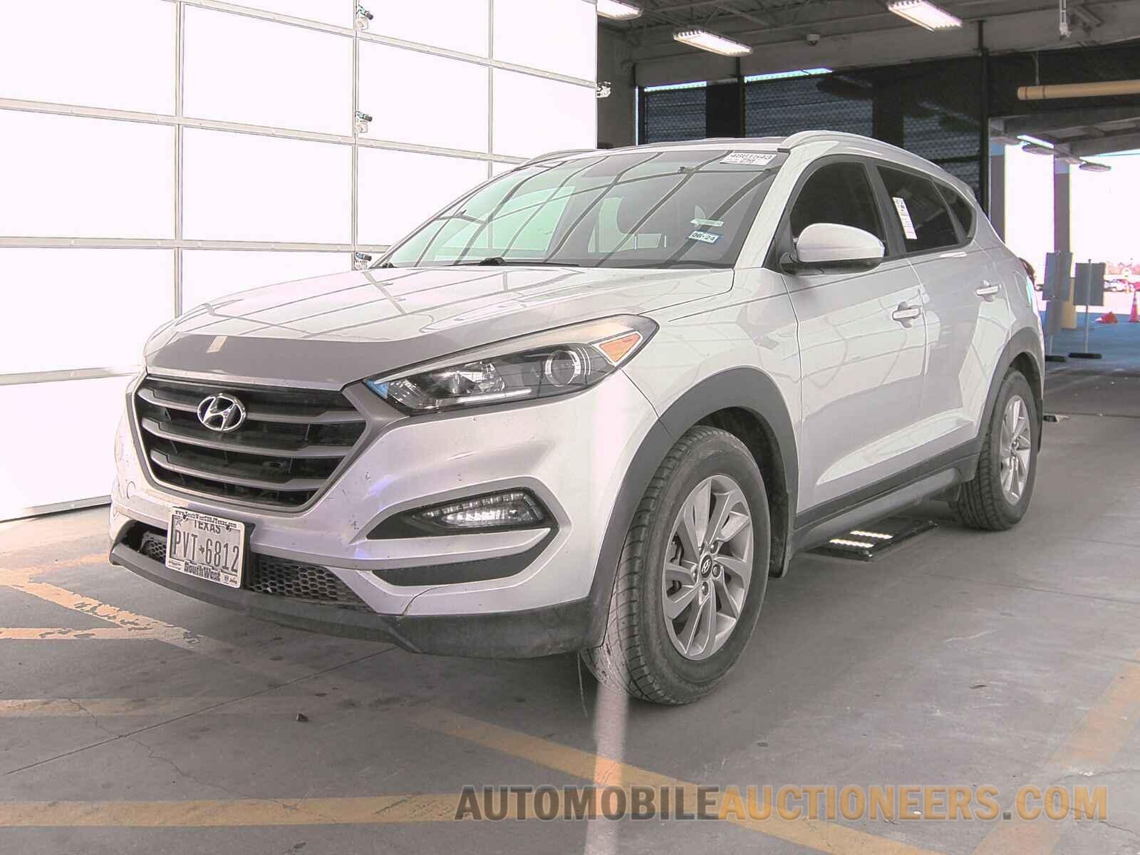 KM8J33A46GU110953 Hyundai Tucson 2016