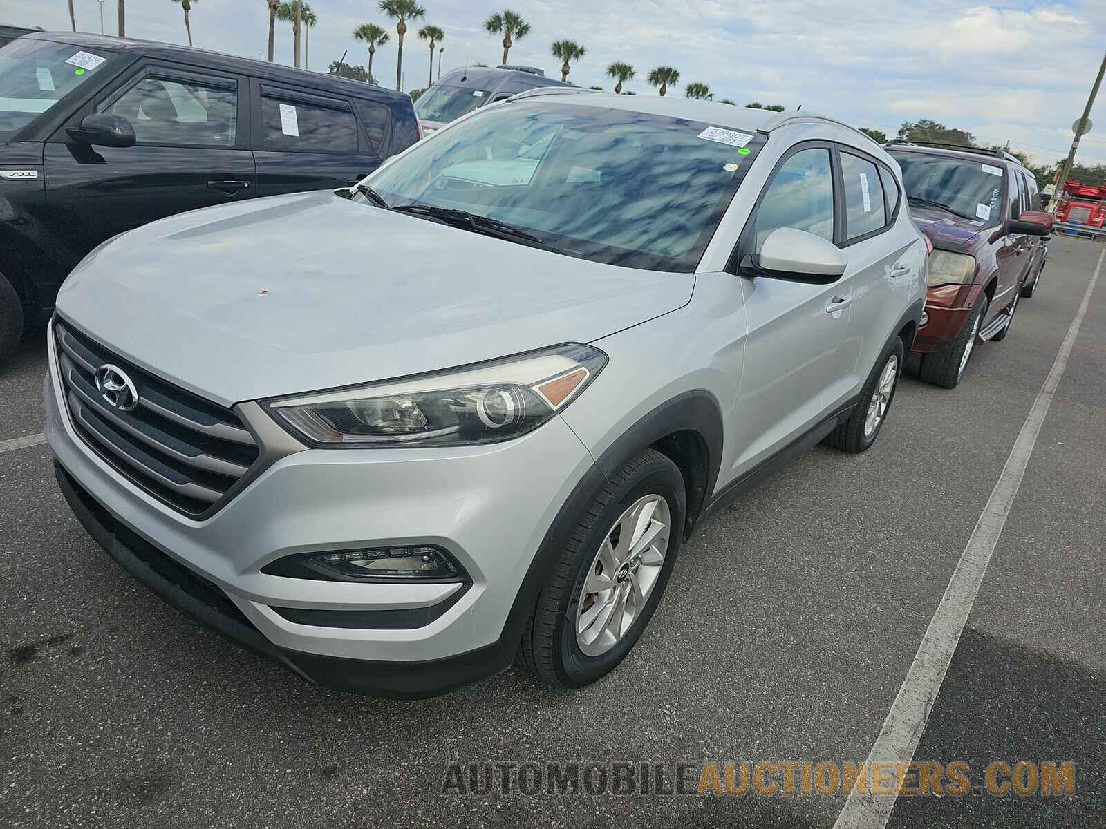 KM8J33A47GU075744 Hyundai Tucson 2016