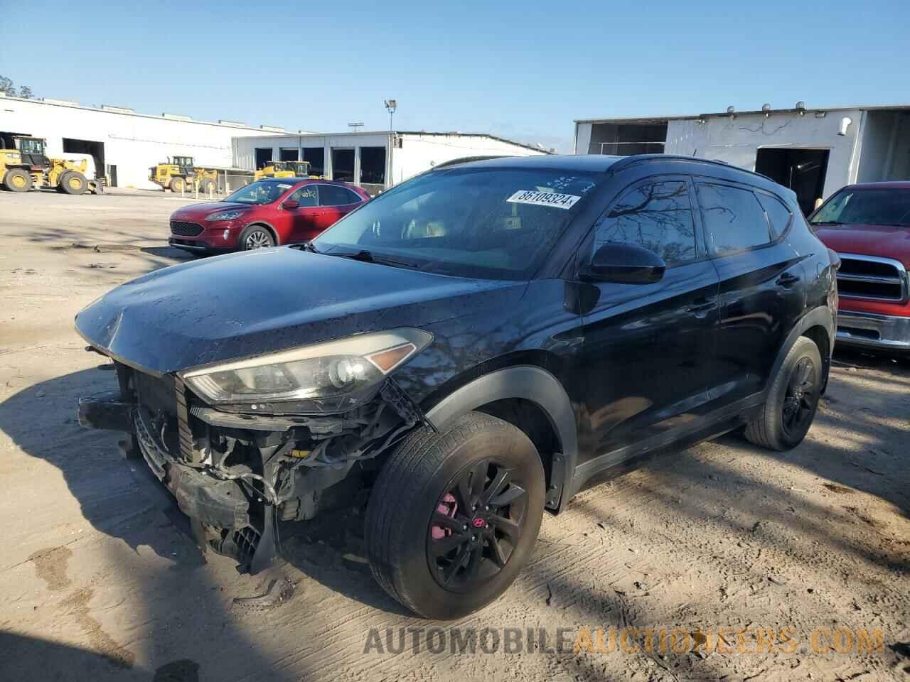 KM8J33A48HU278062 HYUNDAI TUCSON 2017