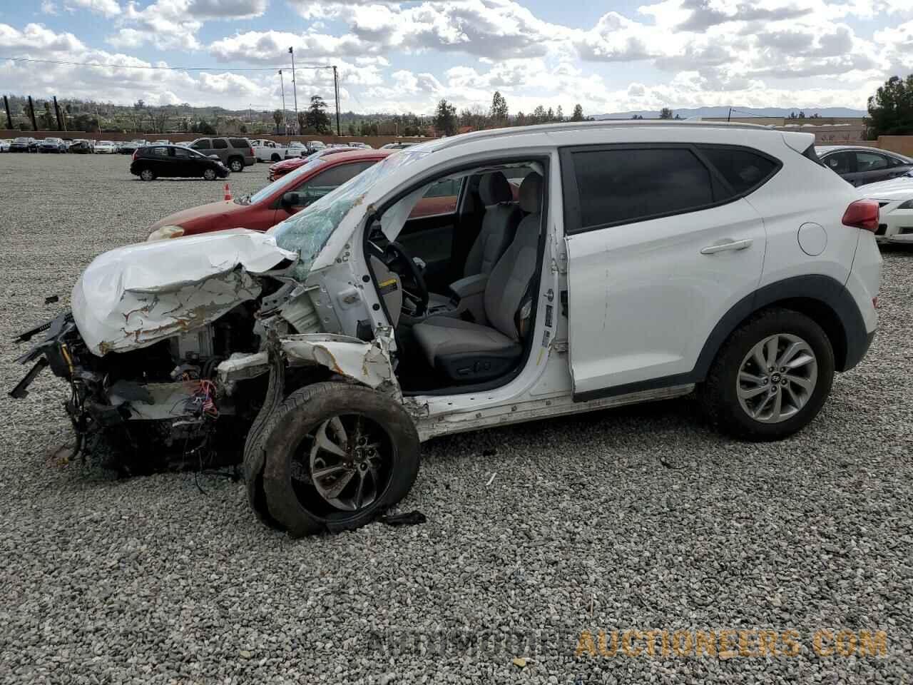 KM8J33A48JU714768 HYUNDAI TUCSON 2018