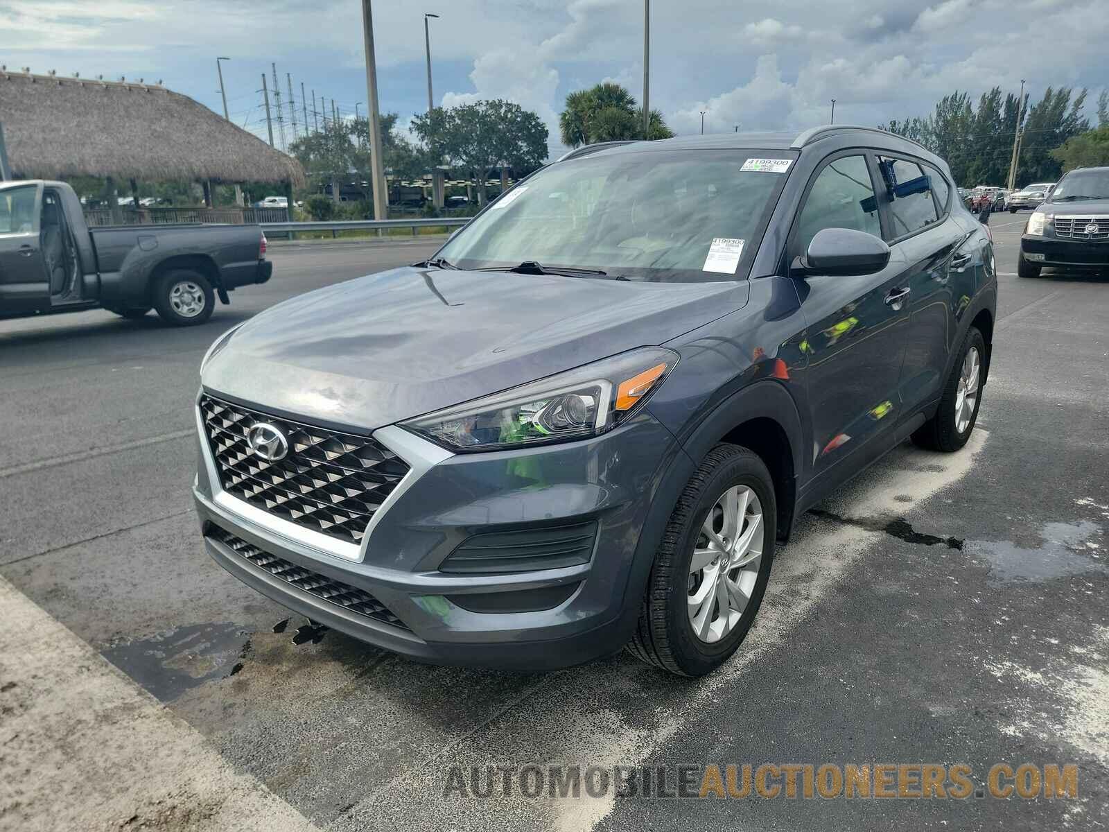 KM8J33A48MU294305 Hyundai Tucson 2021