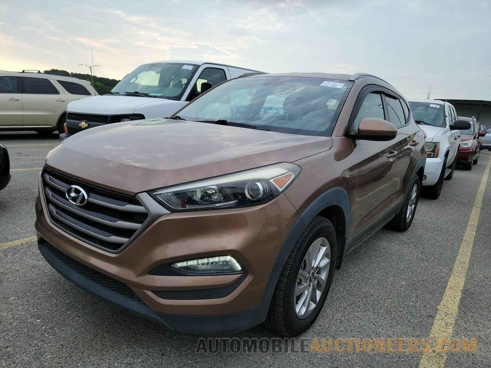 KM8J33A4XGU135645 Hyundai Tucson 2016