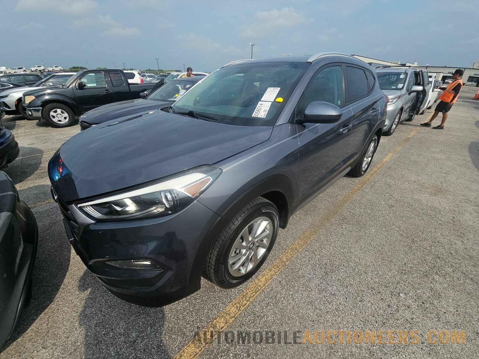 KM8J33A4XHU335958 Hyundai Tucson 2017