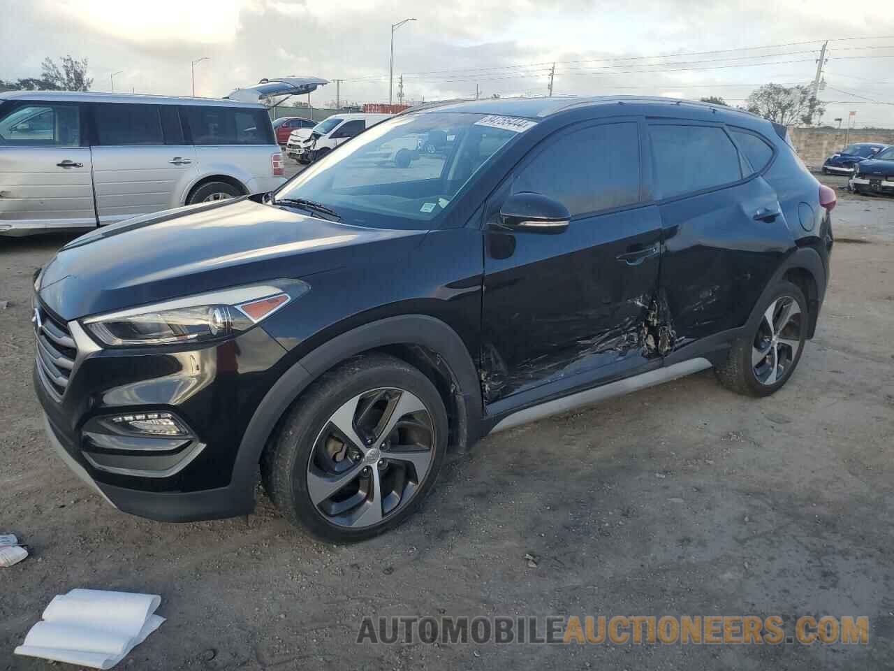 KM8J33AL3JU730562 HYUNDAI TUCSON 2018