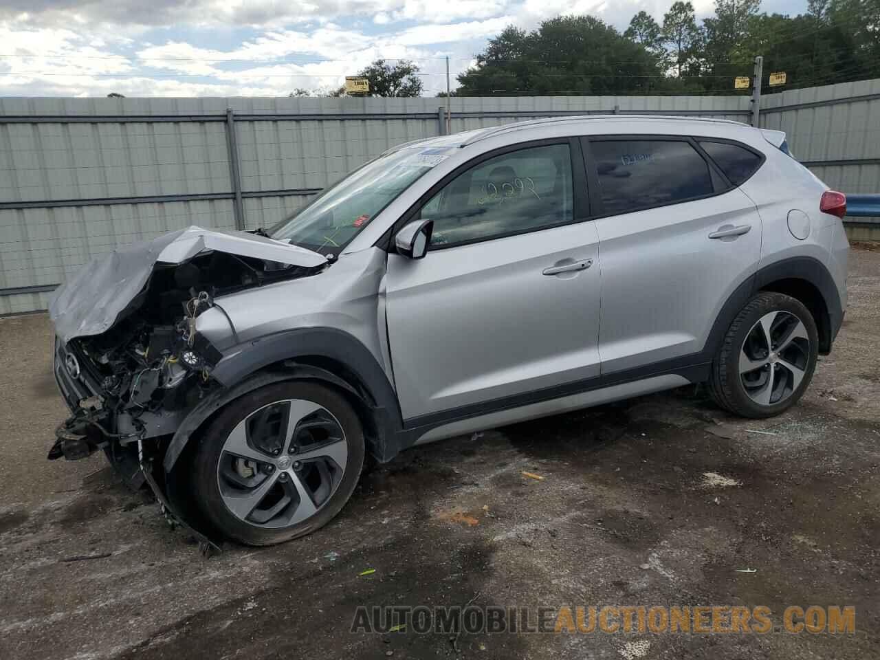 KM8J33AL7JU801987 HYUNDAI TUCSON 2018