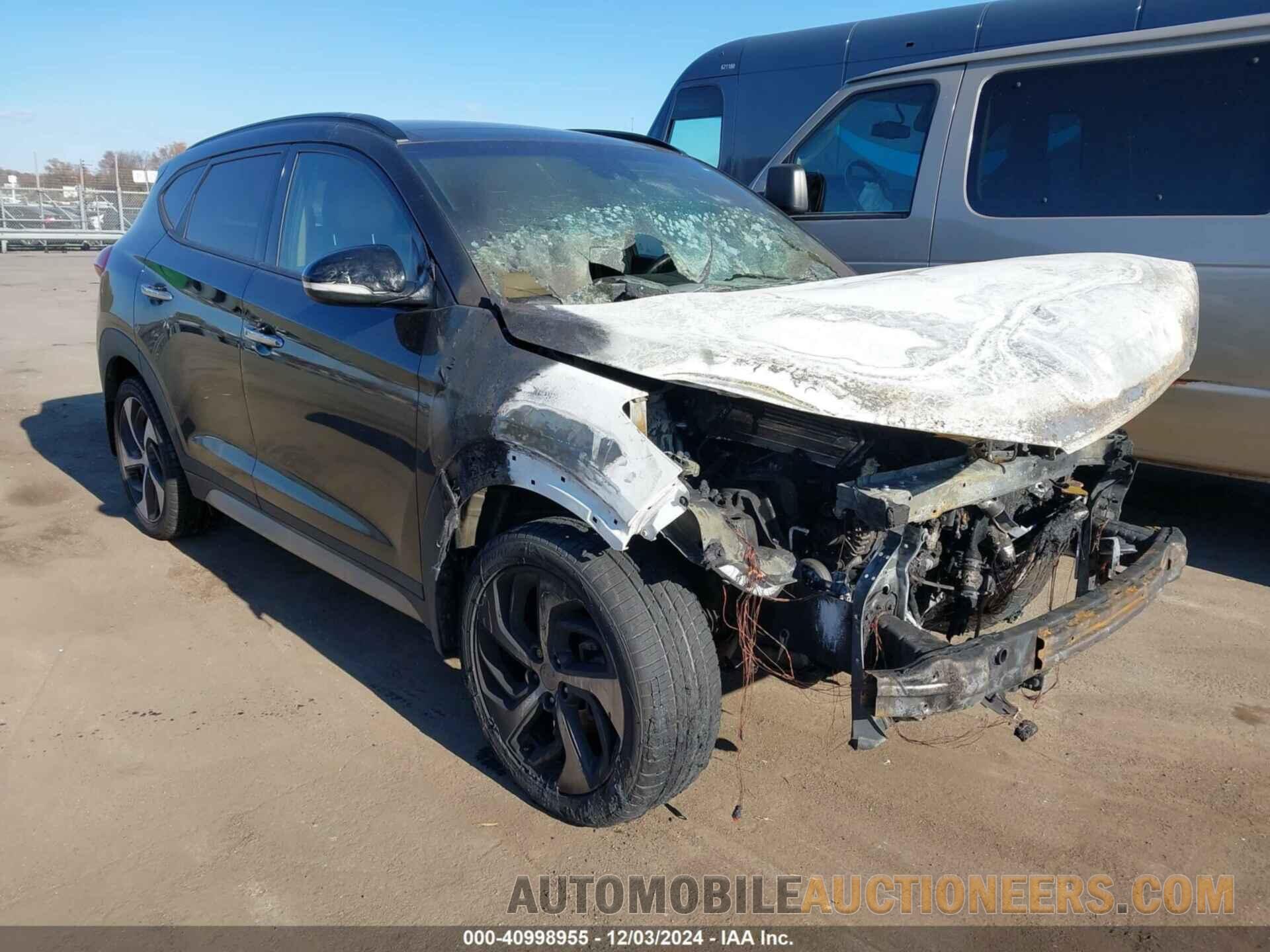 KM8J3CA21HU281884 HYUNDAI TUCSON 2017