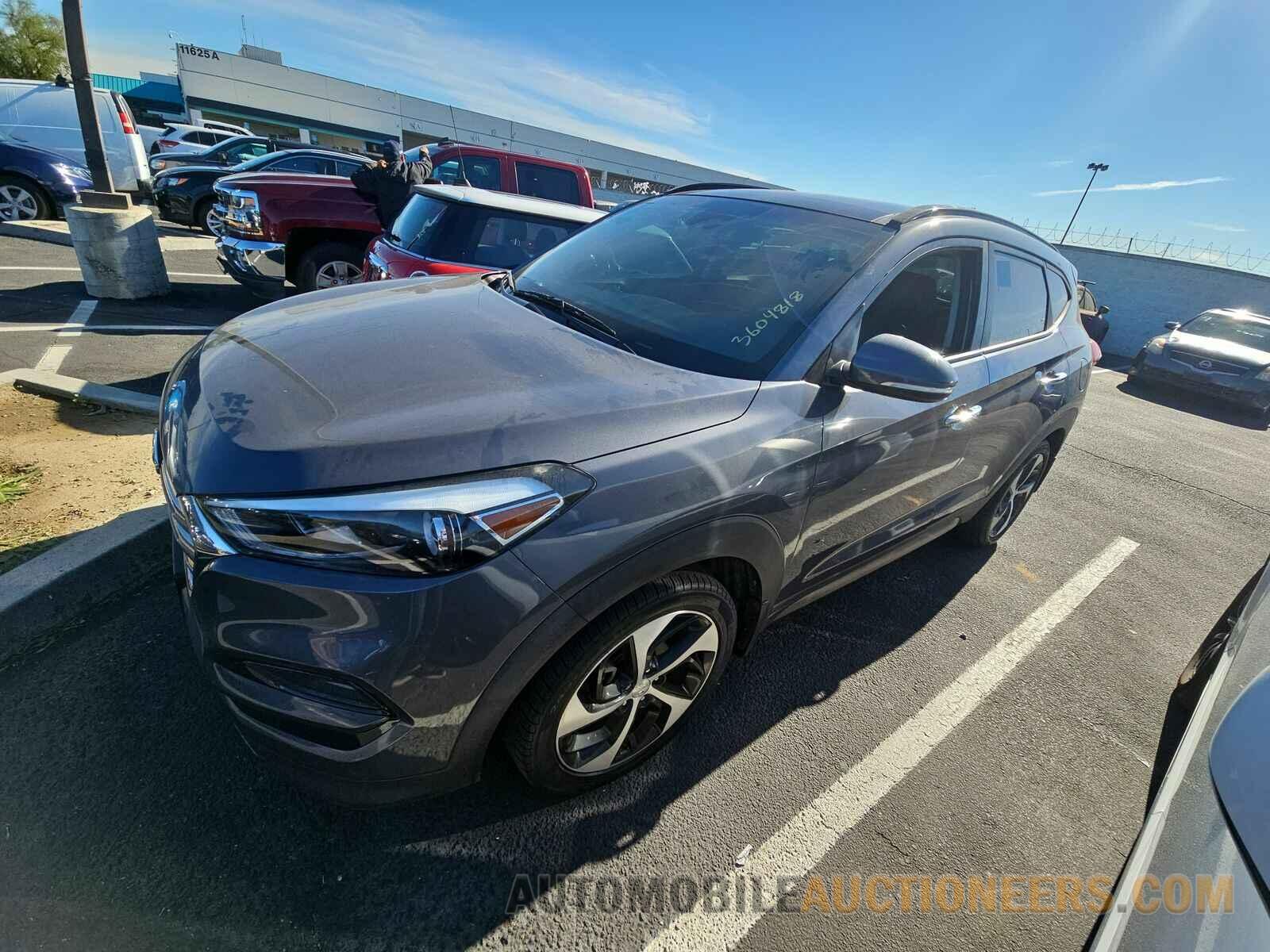 KM8J3CA22GU051205 Hyundai Tucson 2016