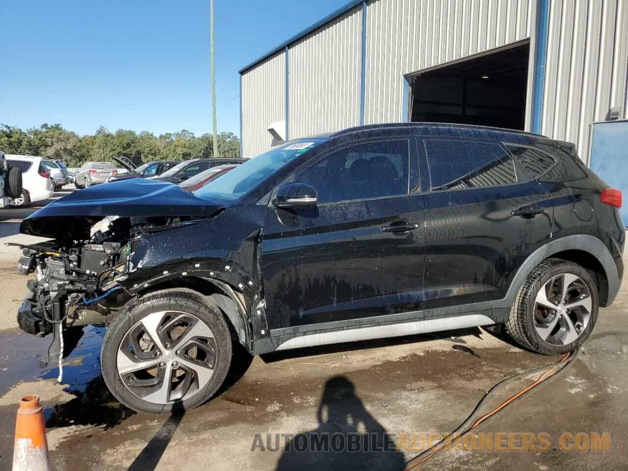 KM8J3CA22JU681944 HYUNDAI TUCSON 2018