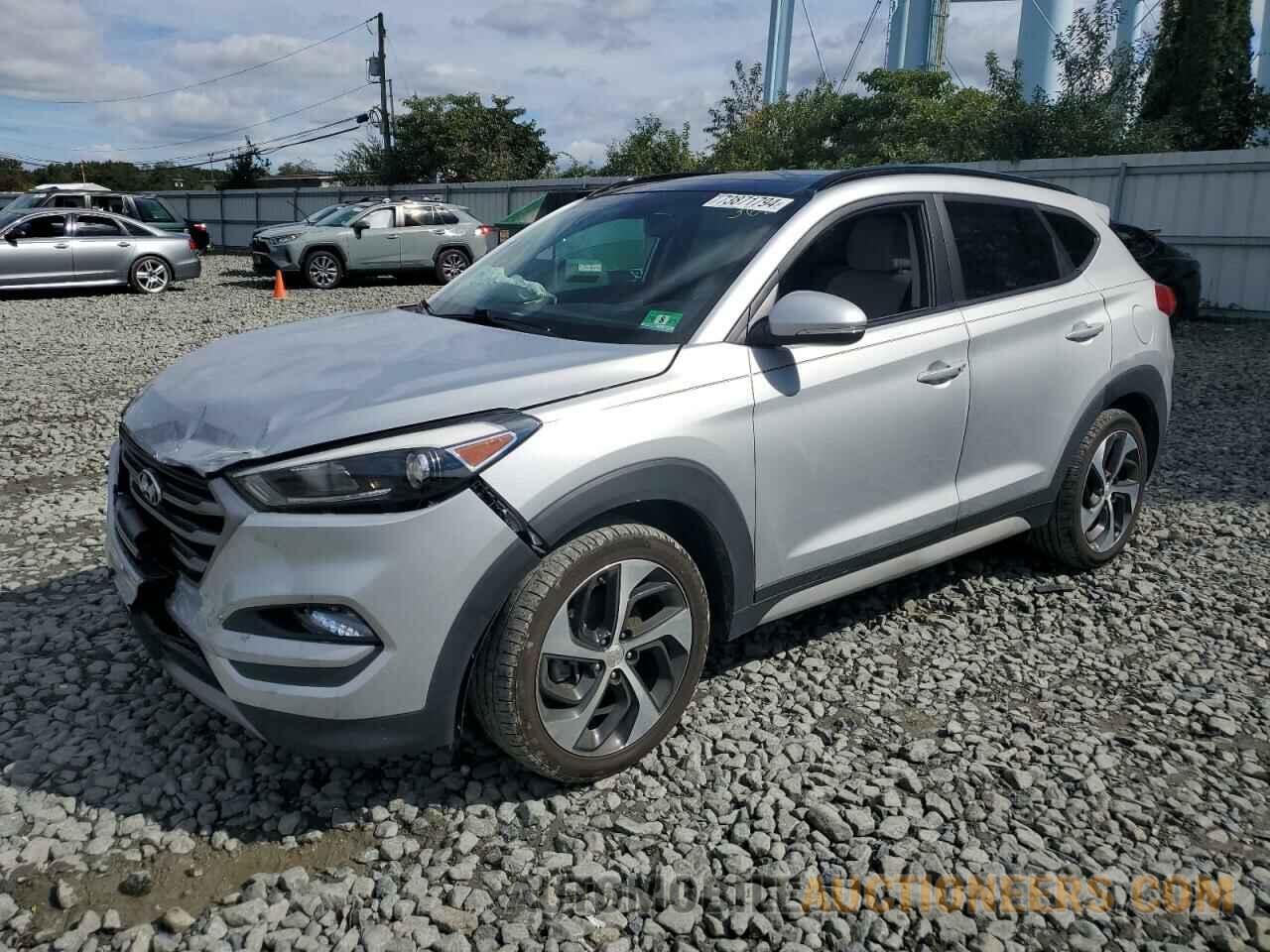 KM8J3CA22JU814444 HYUNDAI TUCSON 2018