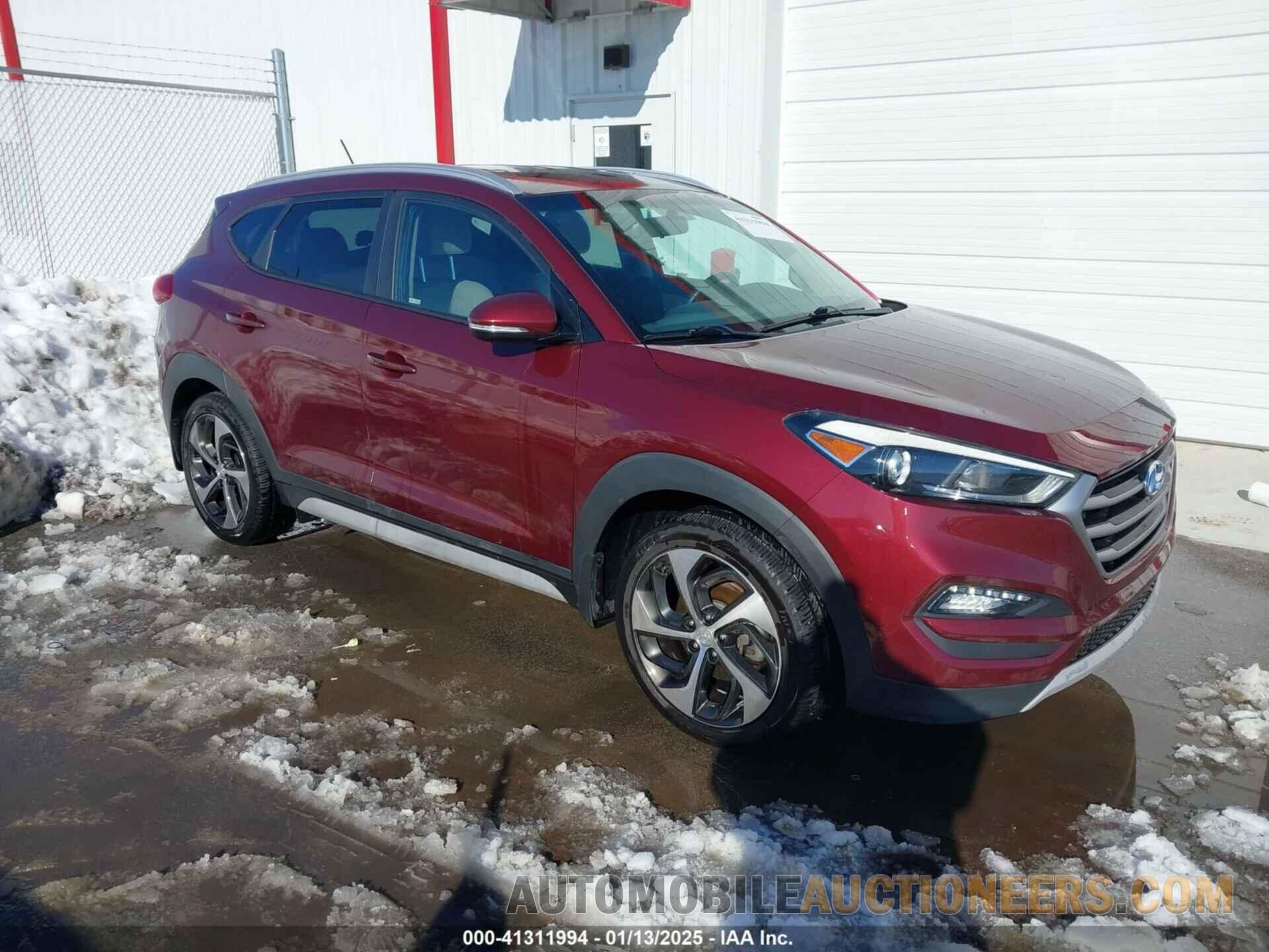 KM8J3CA25HU381938 HYUNDAI TUCSON 2017