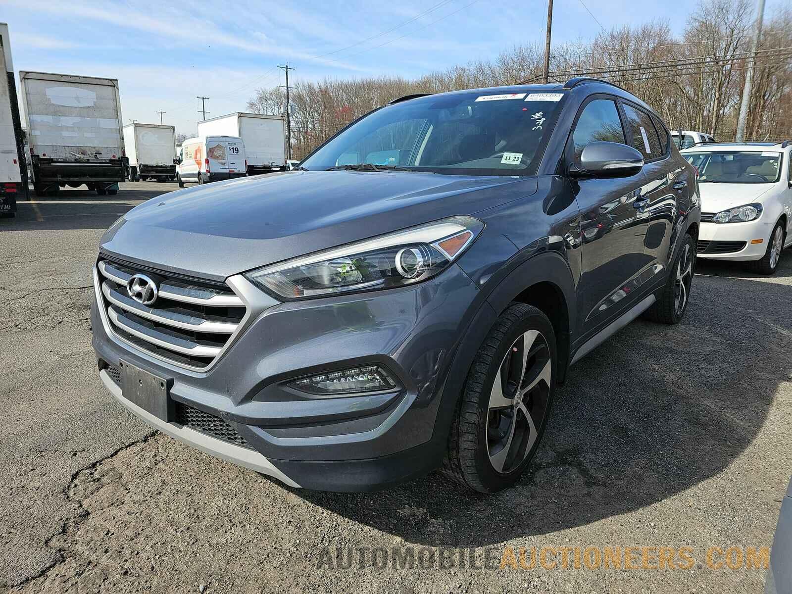 KM8J3CA26JU757990 Hyundai Tucson 2018