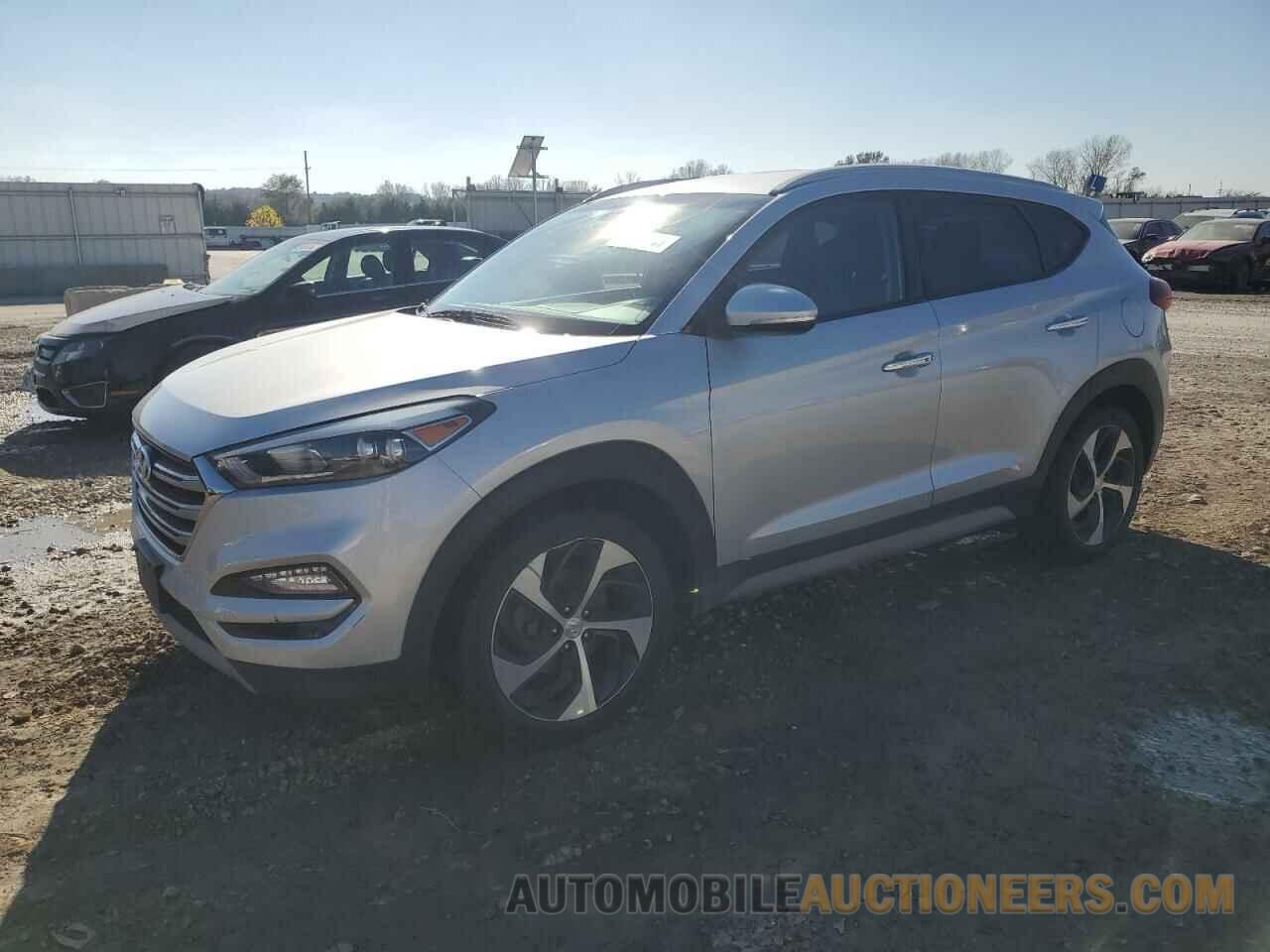 KM8J3CA27HU378393 HYUNDAI TUCSON 2017