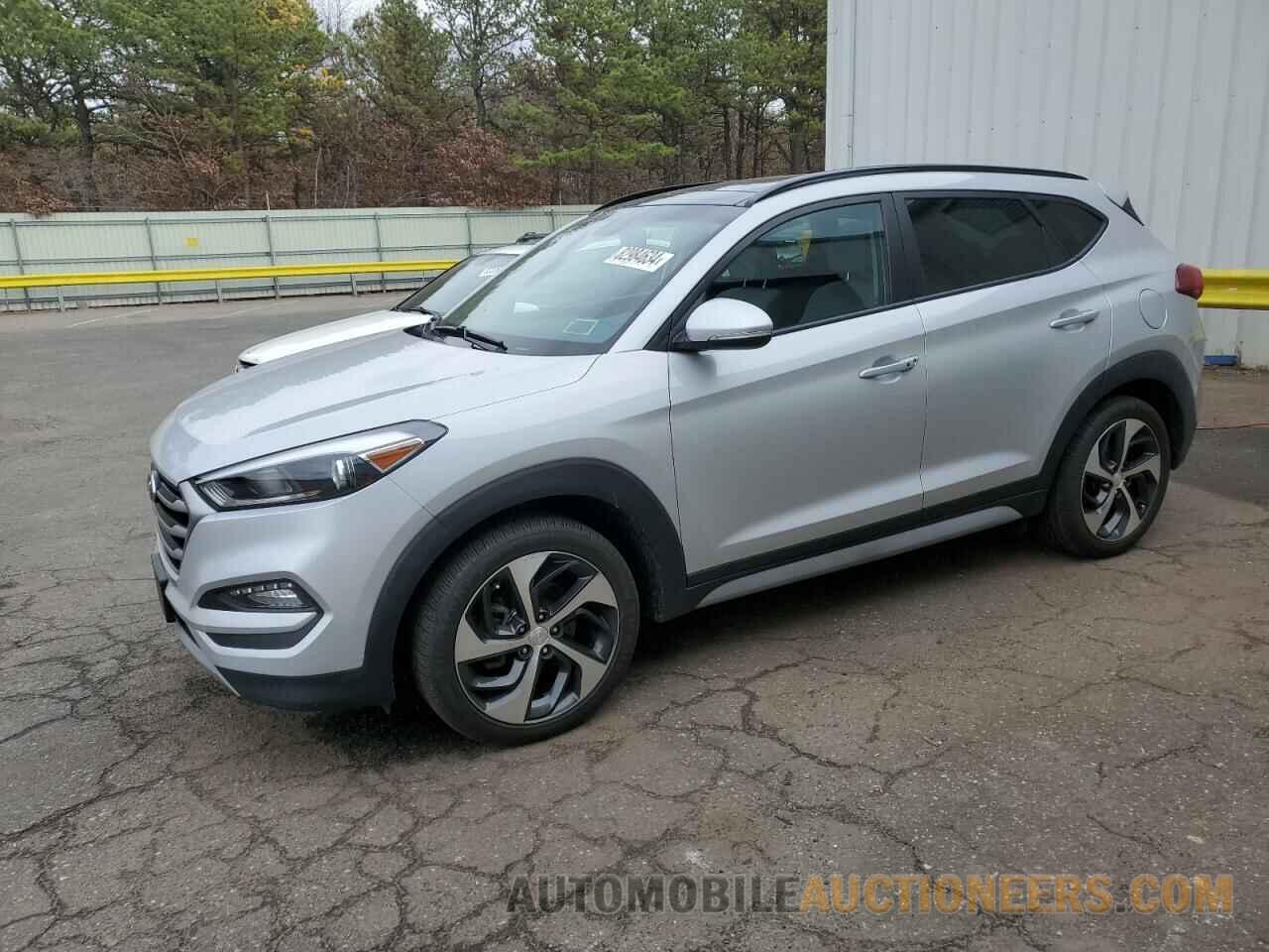 KM8J3CA28JU689949 HYUNDAI TUCSON 2018