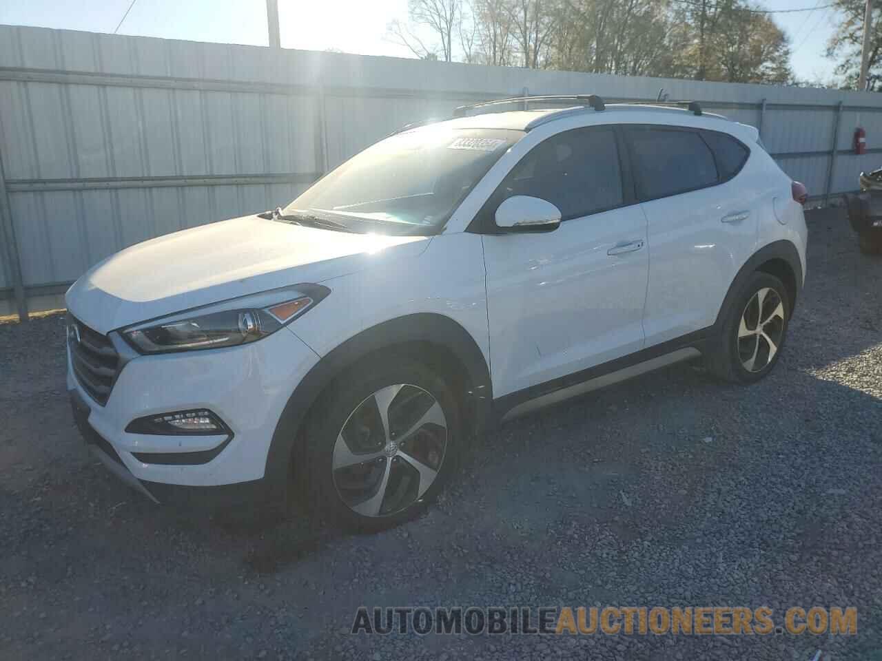 KM8J3CA29HU300584 HYUNDAI TUCSON 2017