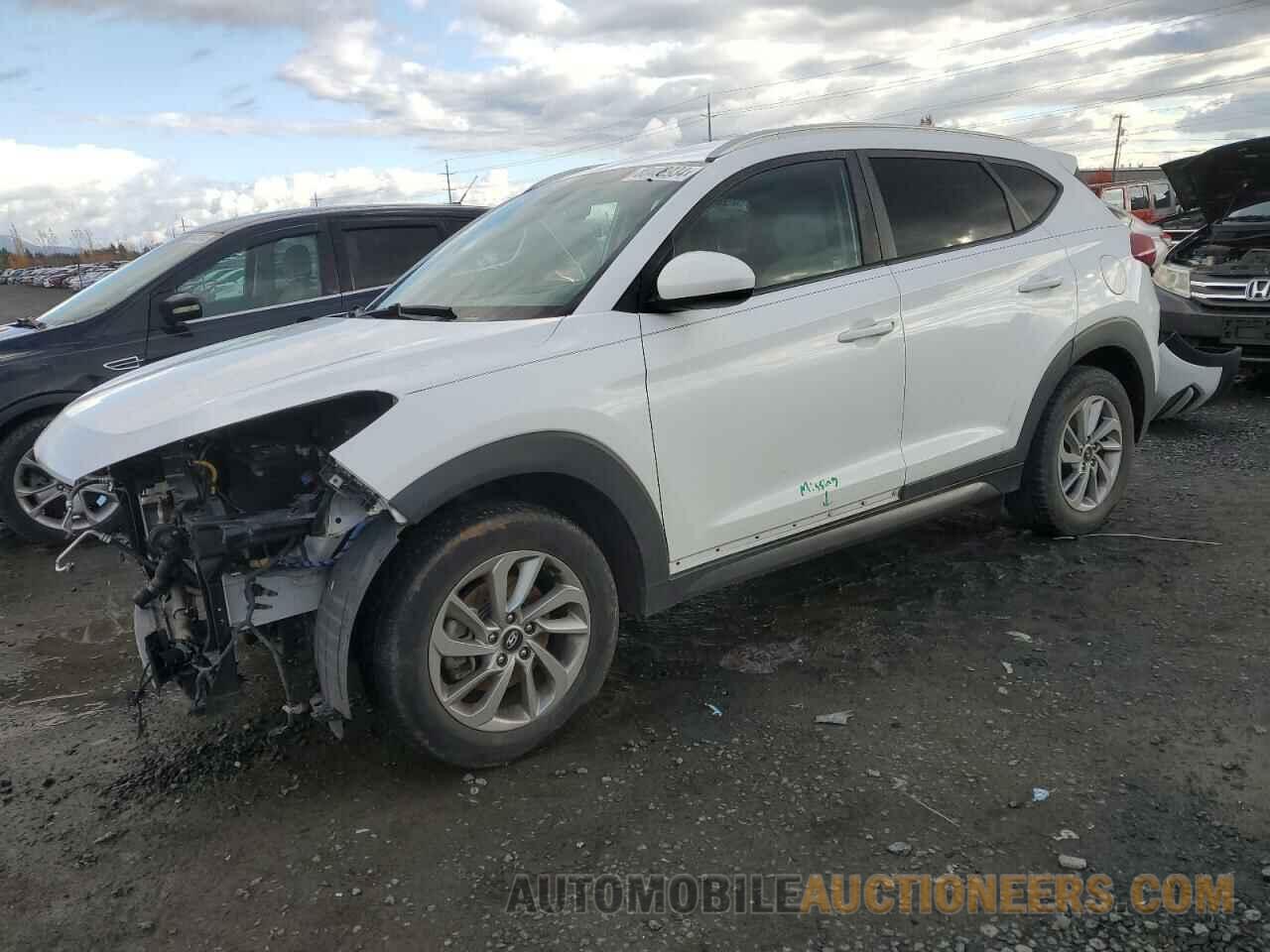 KM8J3CA40GU140160 HYUNDAI TUCSON 2016