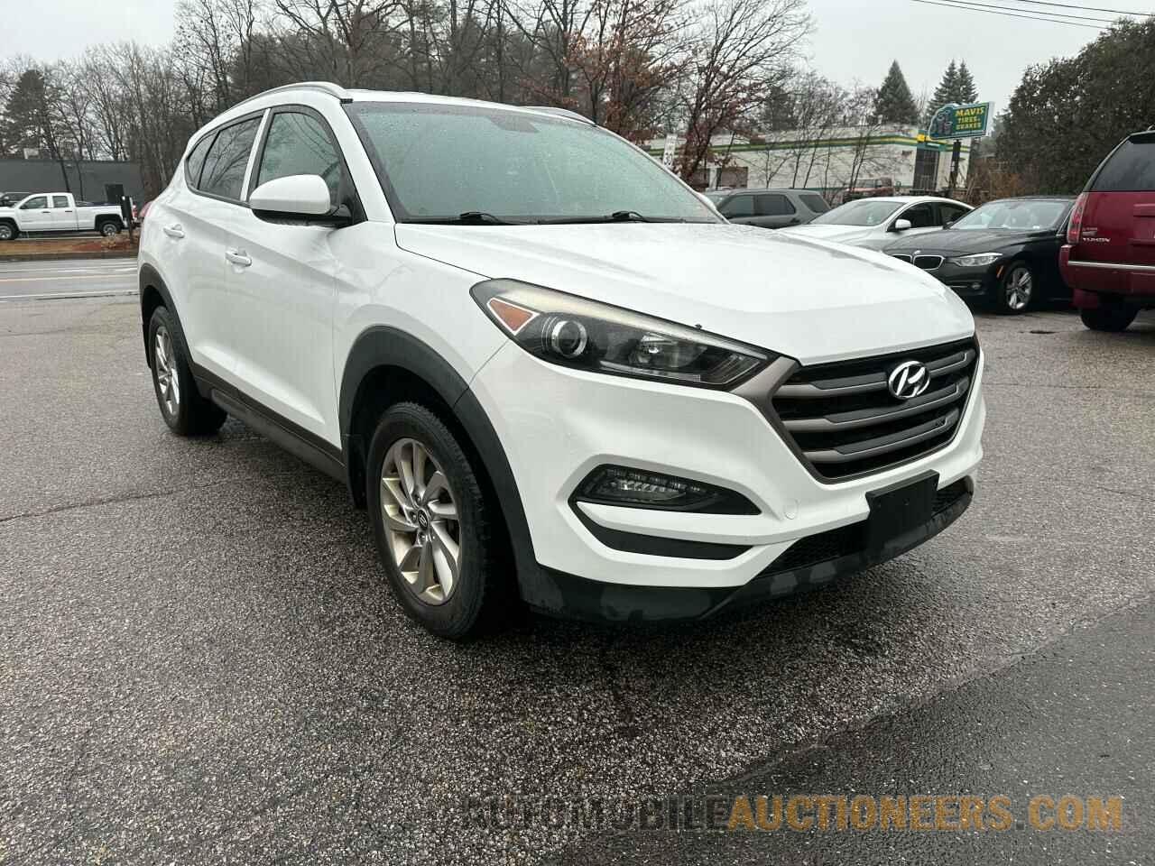 KM8J3CA40GU230490 HYUNDAI TUCSON 2016