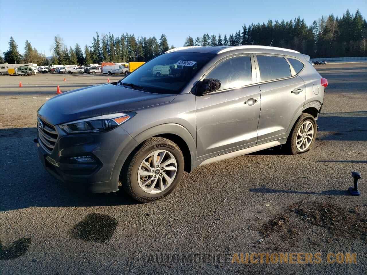 KM8J3CA40HU395215 HYUNDAI TUCSON 2017