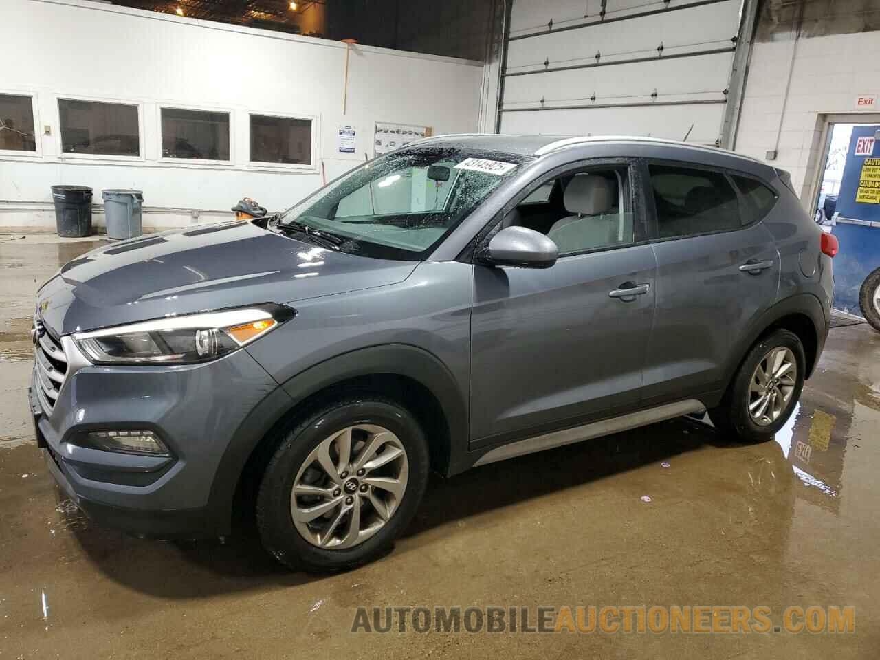 KM8J3CA40HU465618 HYUNDAI TUCSON 2017