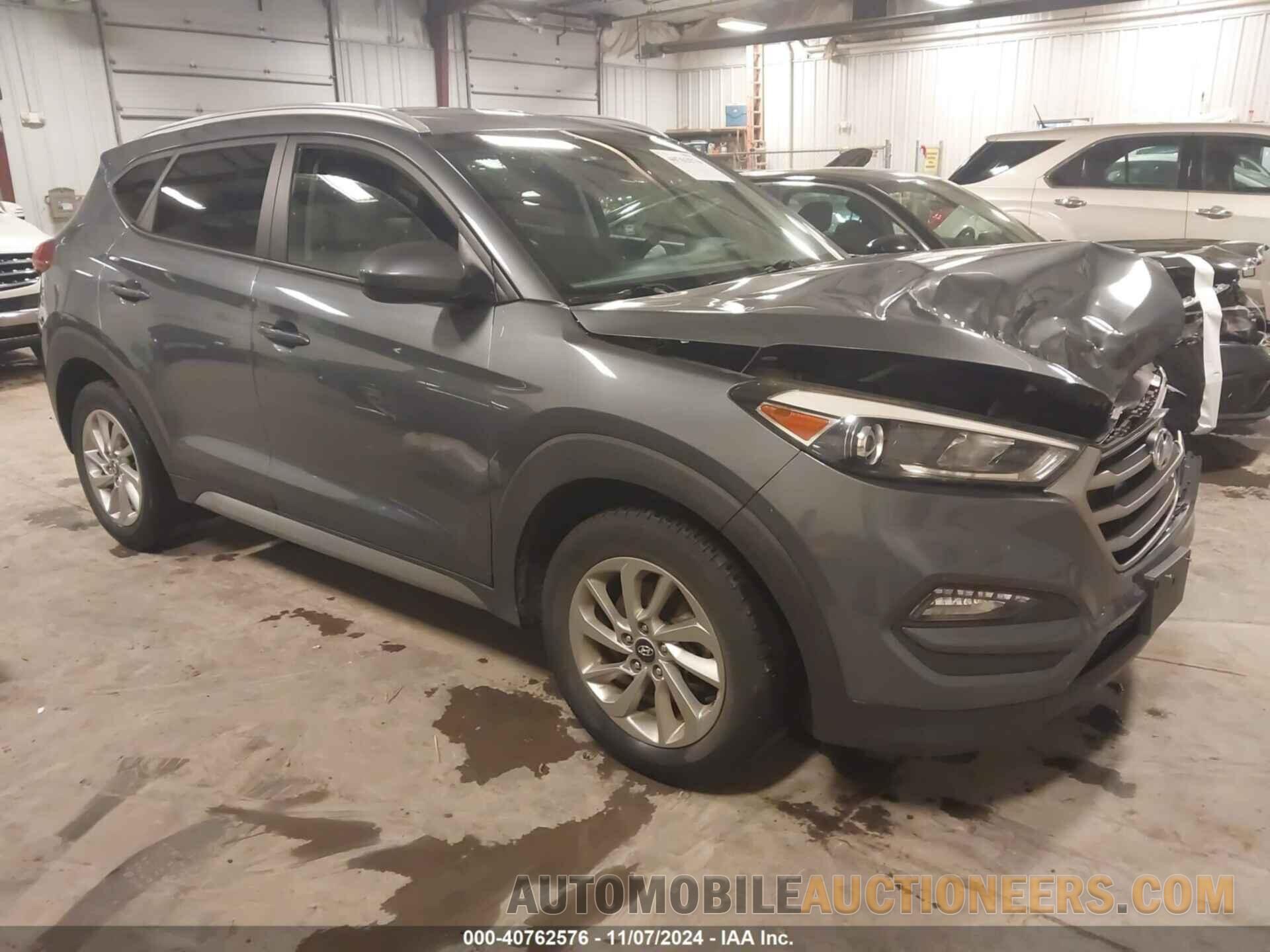 KM8J3CA41HU275875 HYUNDAI TUCSON 2017