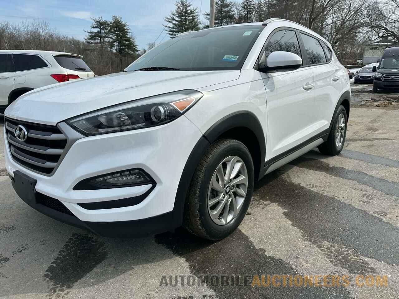 KM8J3CA43HU519008 HYUNDAI TUCSON 2017