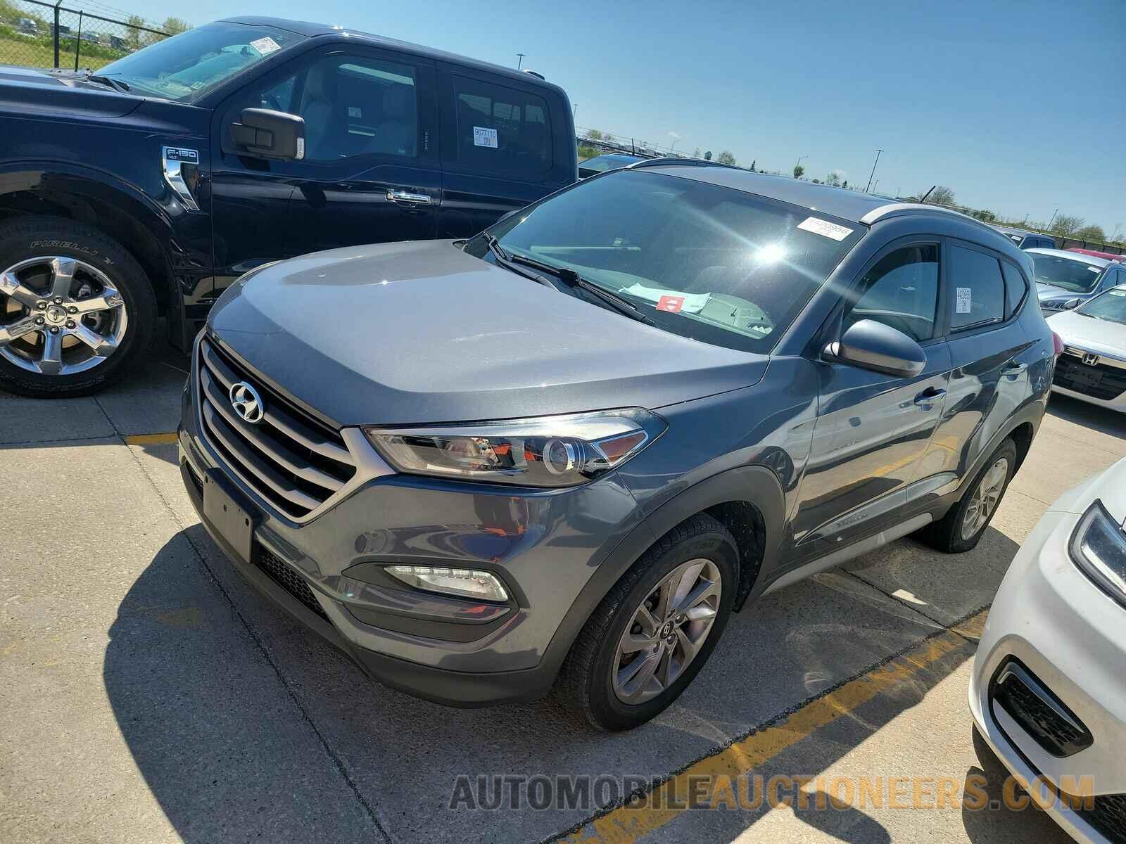 KM8J3CA44HU389689 Hyundai Tucson 2017