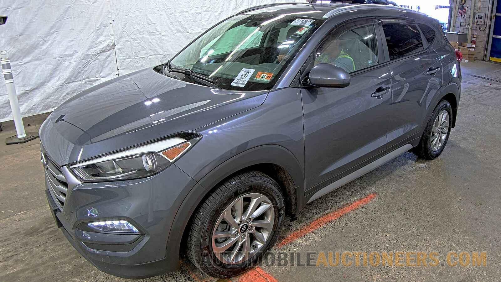 KM8J3CA45HU585253 Hyundai Tucson 2017