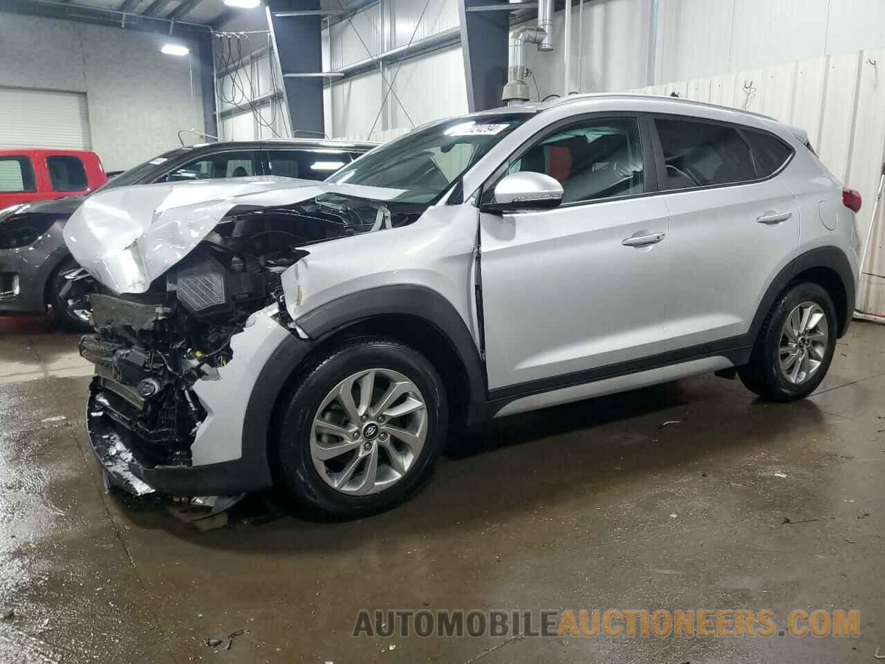 KM8J3CA45JU818134 HYUNDAI TUCSON 2018