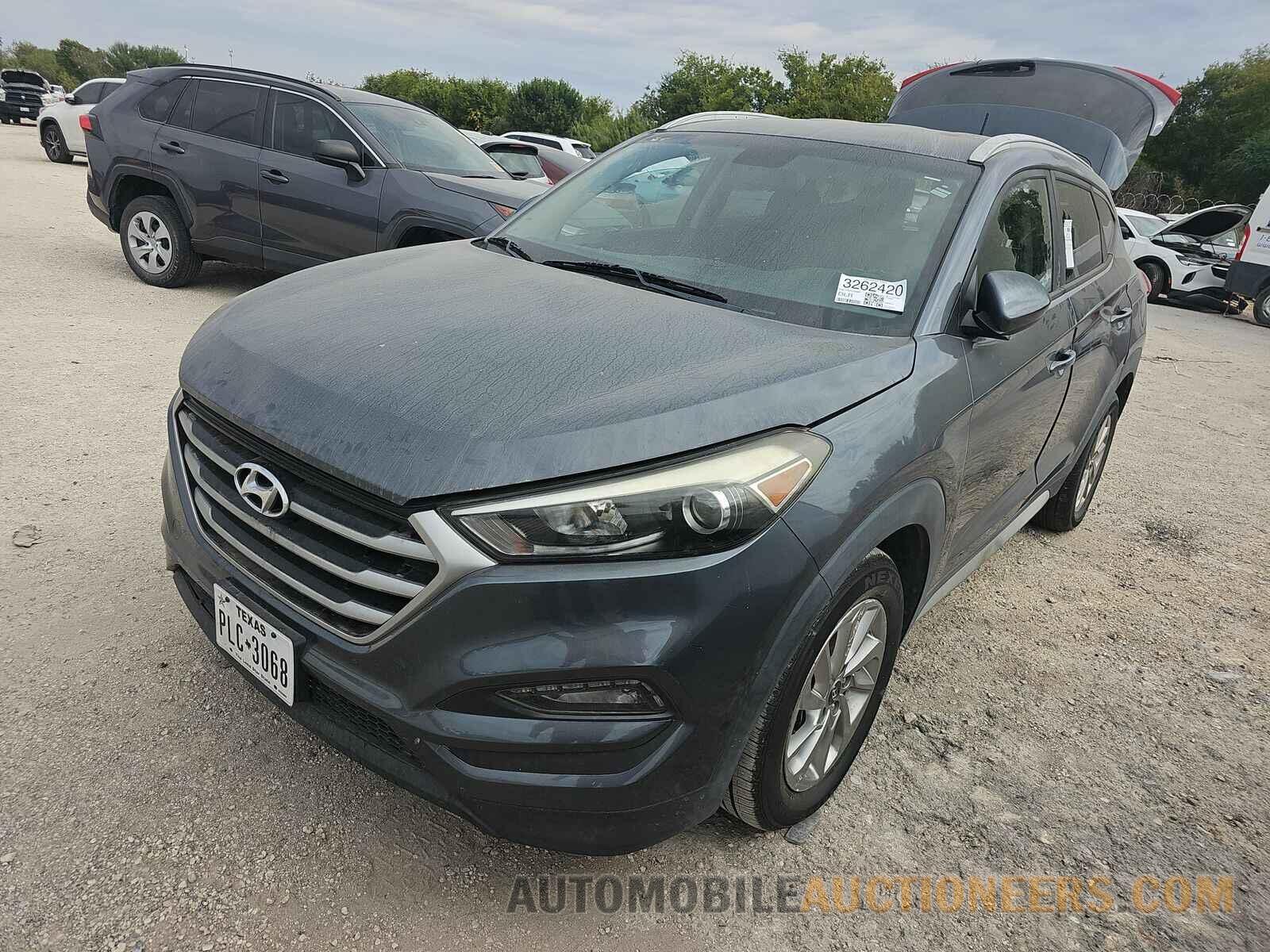 KM8J3CA47HU425696 Hyundai Tucson 2017