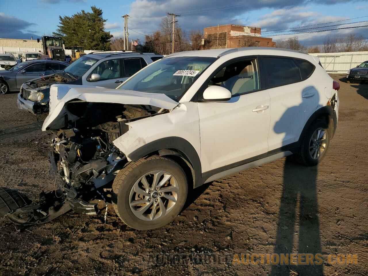 KM8J3CA48JU740433 HYUNDAI TUCSON 2018