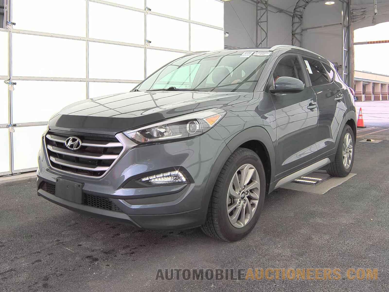 KM8J3CA4XHU259786 Hyundai Tucson 2017