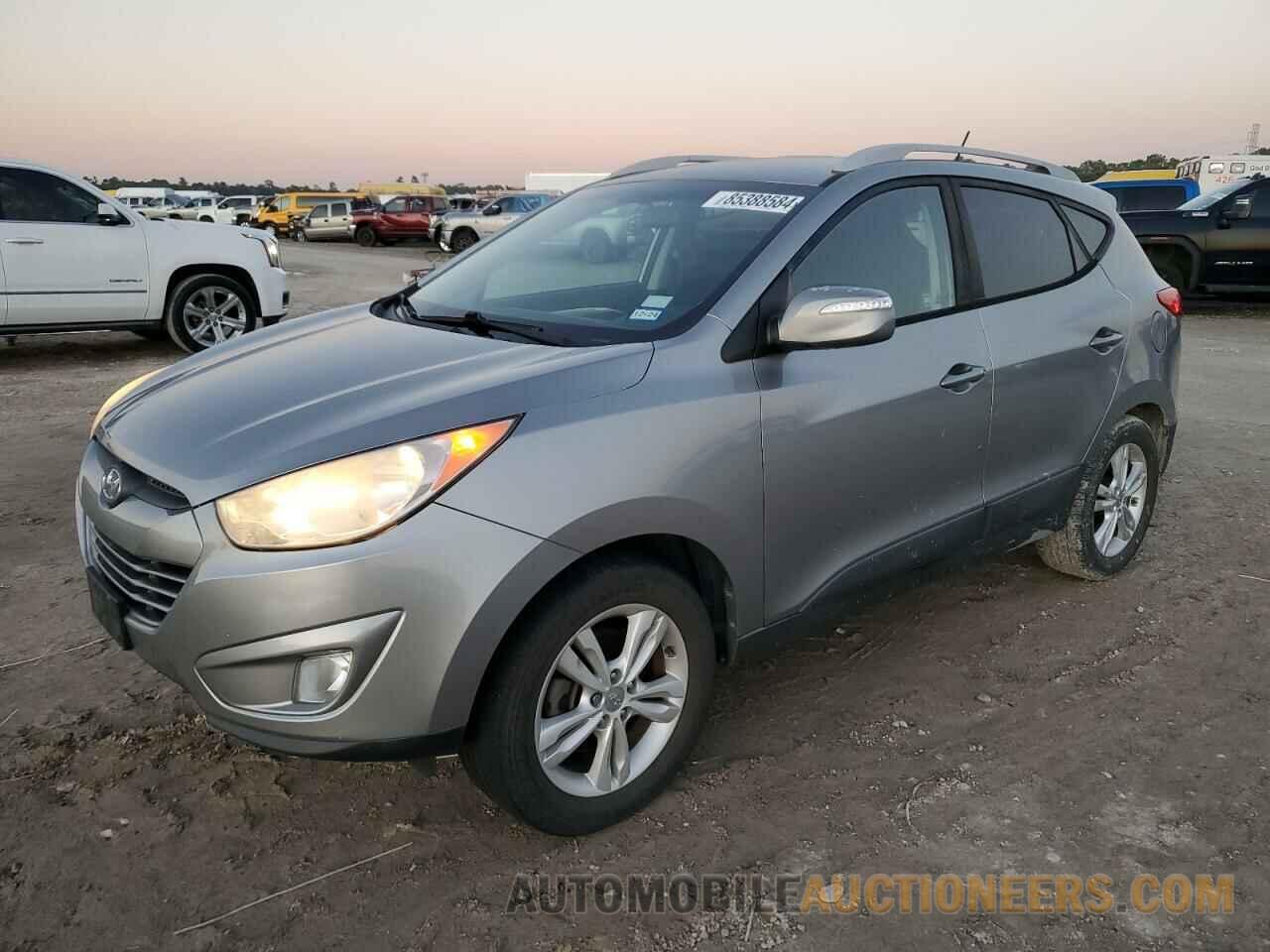 KM8JU3AC7DU561132 HYUNDAI TUCSON 2013