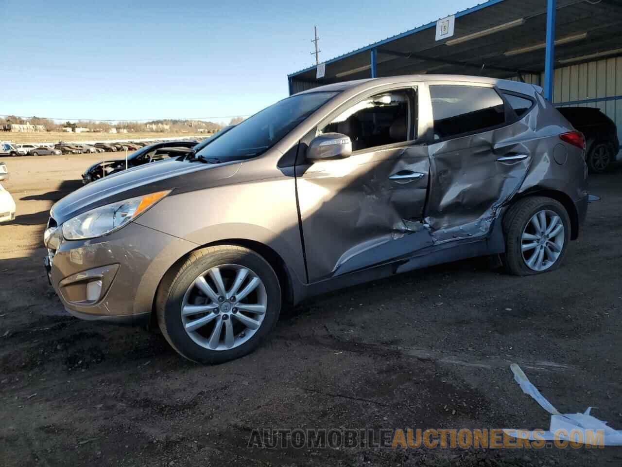 KM8JUCAC6BU207924 HYUNDAI TUCSON 2011